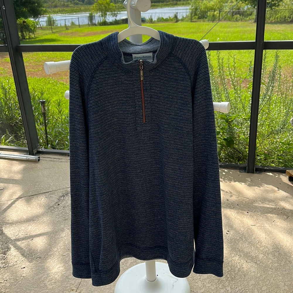 Men’s Tommy Bahama REVERSIBLE zip up pullover XL/TG - blue and gray